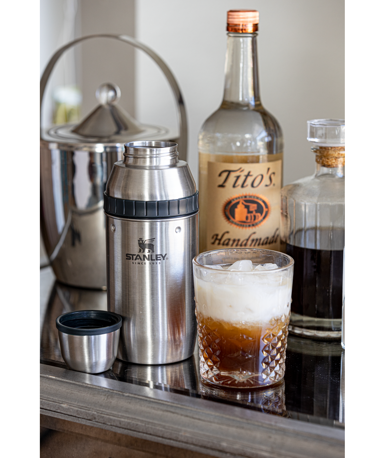 Adventure Happy Hour Cocktail Shaker Set - Image 8